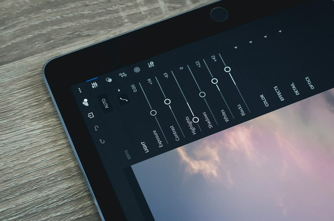 video editor syncing audio on timeline